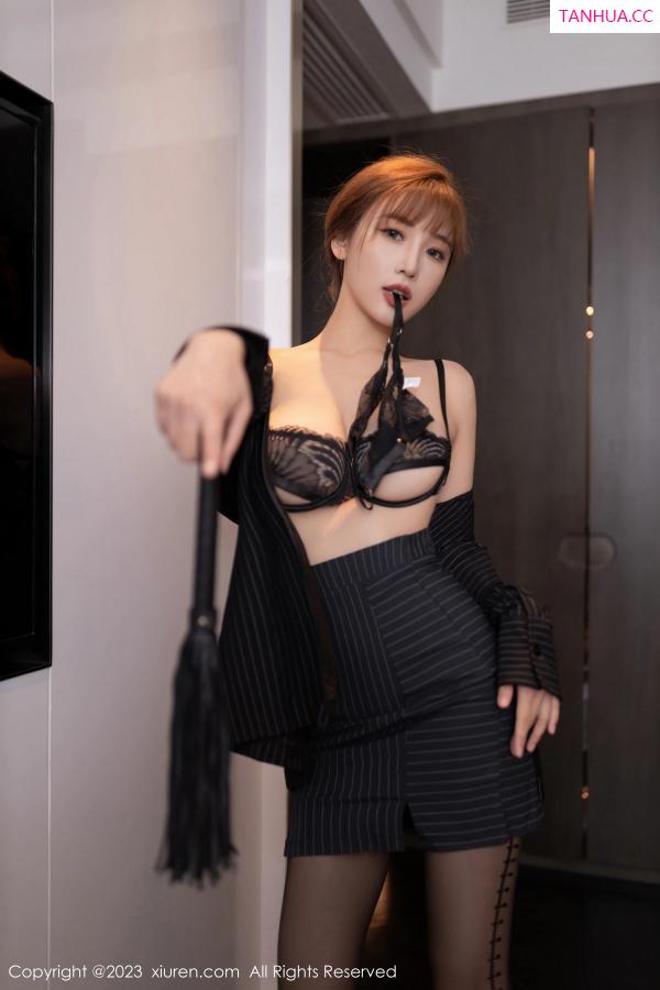 陆萱萱  [XiuRen]高清写真图 2023.11.16 No.7675 陆萱萱 黑丝美腿第34张图片